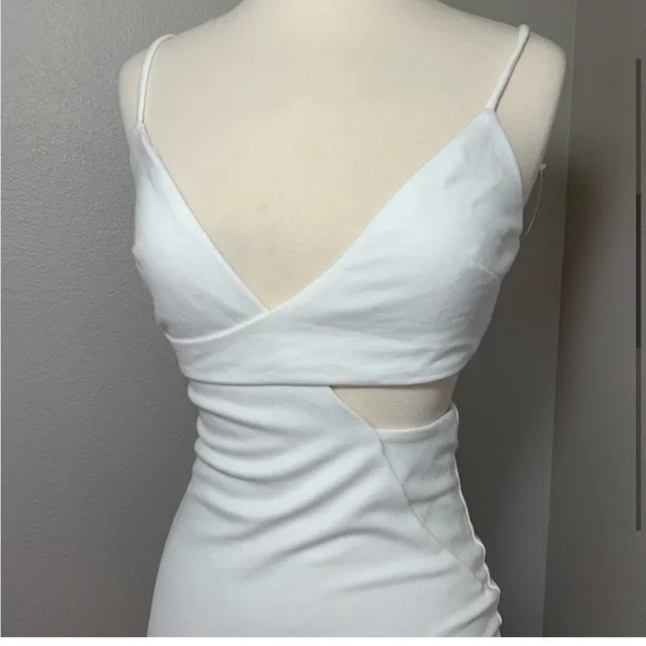 New! Revolve x NBD Titan Cut Out Gown in Ivory 🤍 Small NWT! - Picture 6 of 11